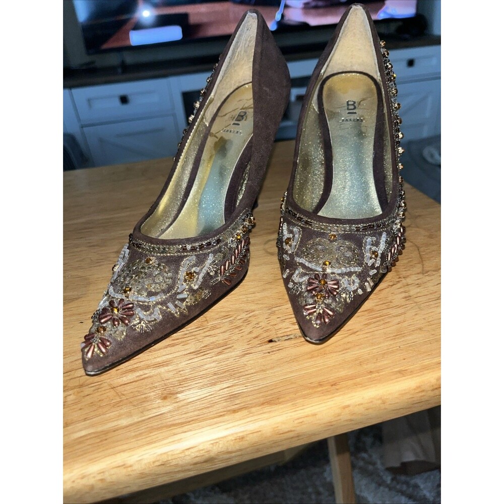 ✨ Vintage Y2K Bakers Embellished Suede Pointed Toe Pumps ✨sz 6